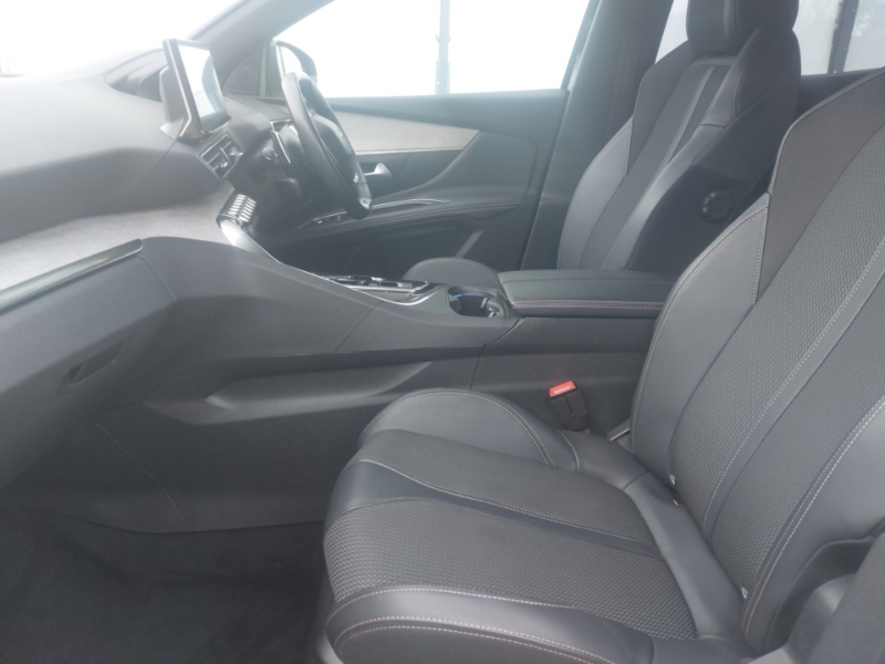 Peugeot 3008 1.2 Puretech Gt Eat8 SD23VST Black #5