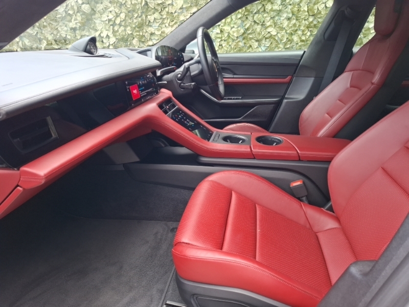 Porsche Taycan 500Kw Turbo 93Kwh Silver #5