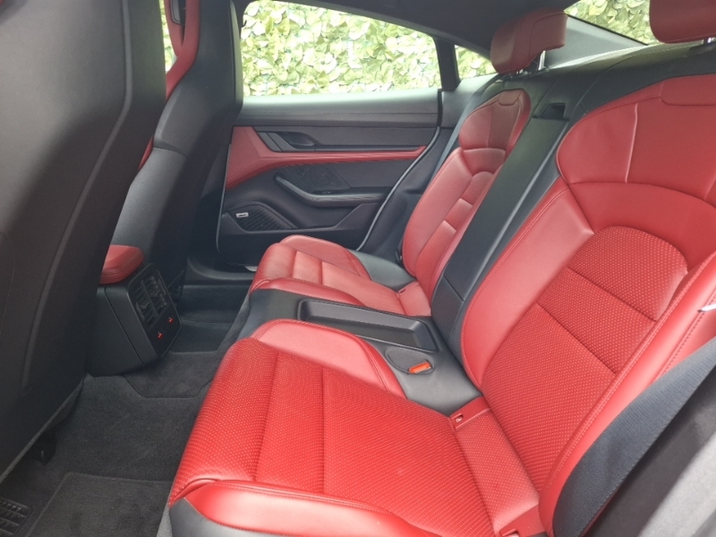 Porsche Taycan 500Kw Turbo 93Kwh Silver #6