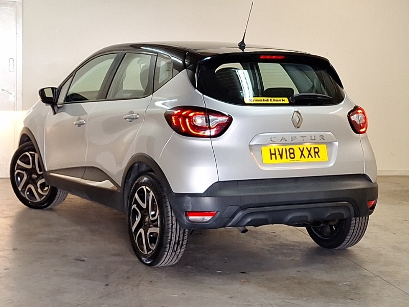 Renault Captur 0.9 Tce 90 Dynamique Nav HV18XXR Silver #2