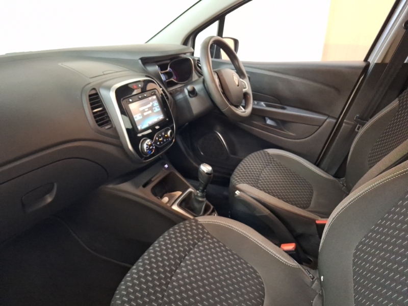 Renault Captur 0.9 Tce 90 Dynamique Nav HV18XXR Silver #5