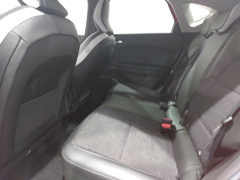 Renault Captur 1.6 E-tech Full Hybrid 145 Techno YGZ5978 Red #6