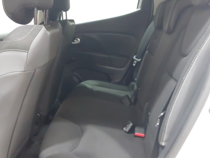 Renault Clio 1.2 16V Play FE67GZD White #6
