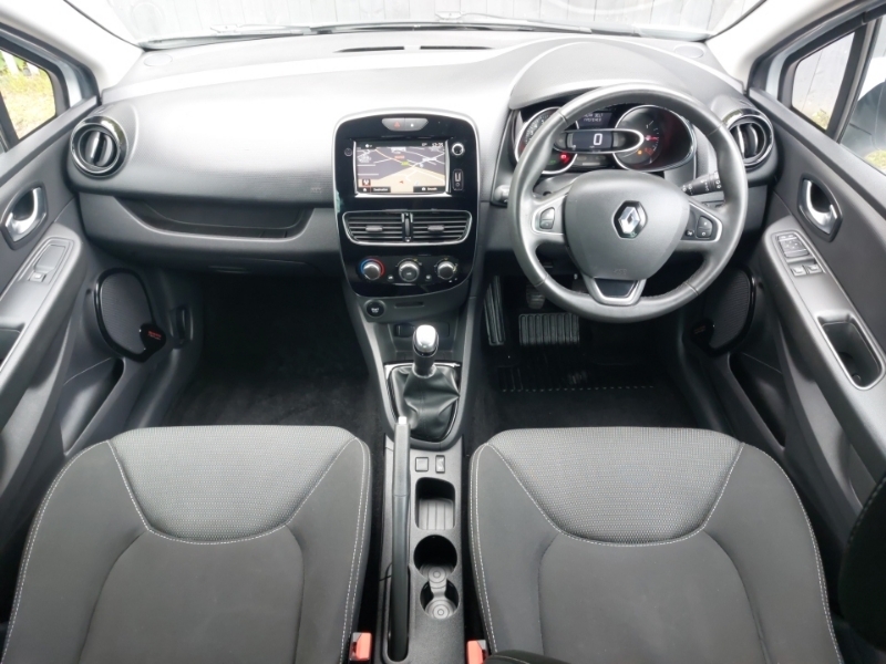 Renault Clio 0.9 Tce 90 Iconic SK69AHP White #3