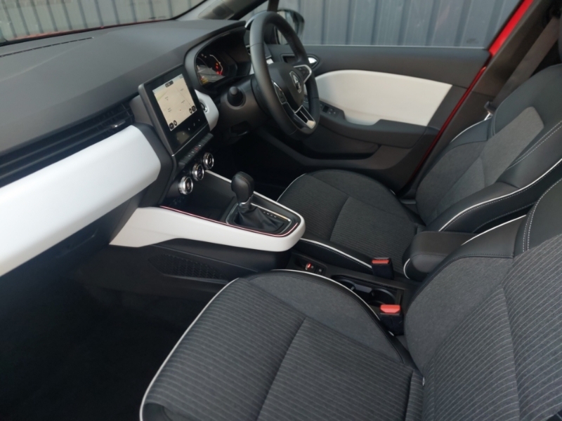 Renault Clio 1.6 E-tech Full Hybrid 145 Techno RE72LTZ Red #5