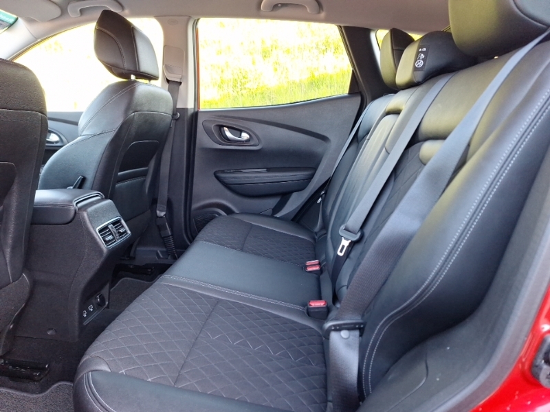 Renault Kadjar 1.3 Tce Techno Edc SL72FKN Red #6