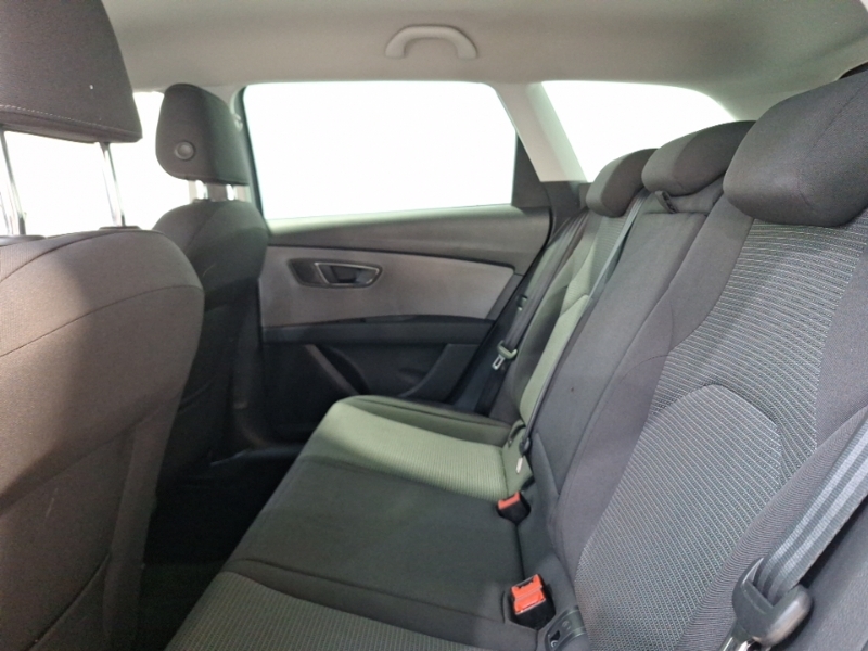 Seat Leon 1.6 Tdi Se Dynamic Technology Silver #6