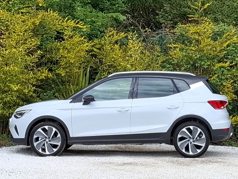 Seat Arona 1.0 Tsi 115 Fr Sport SL75PFZ White #4
