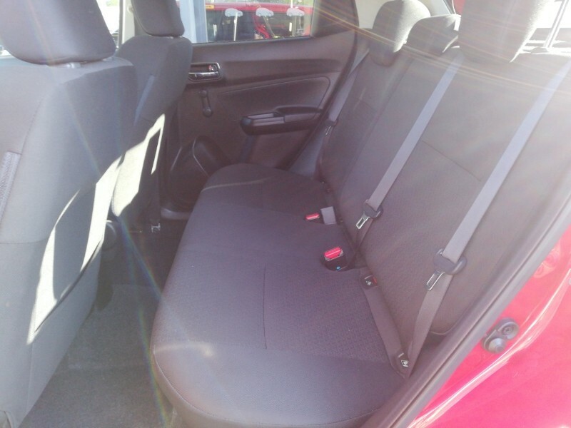 Suzuki Swift 1.2 Dualjet Attitude DC69BPX Red #6