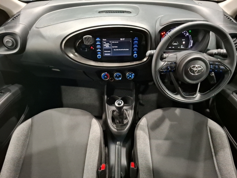Toyota Aygo X 1.0 Vvt-i Pure PJ72WFP Silver #3