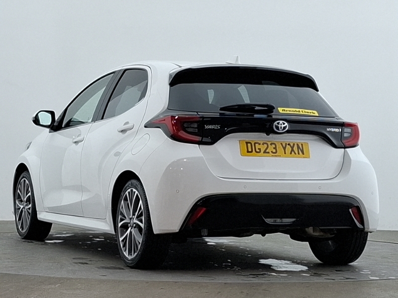 Toyota Yaris 1.5 Hybrid Excel Cvt DG23YXN White #2