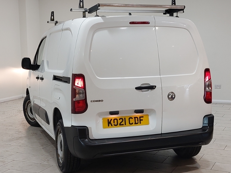 Vauxhall Combo 2000 1.5 Turbo D 100Ps H1 Edition Van KO21CDF White #2