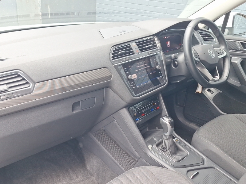 Volkswagen Tiguan Allspace 1.5 Tsi Life Dsg White #5