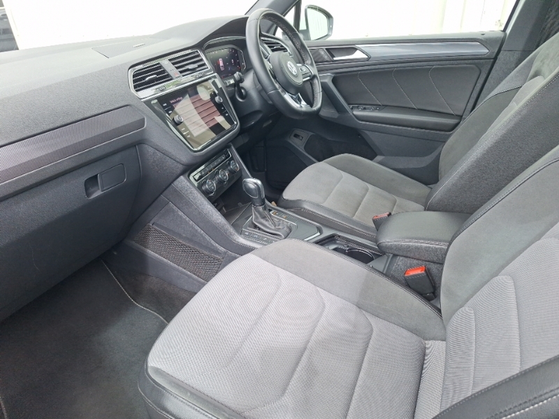 Volkswagen Tiguan 2.0 Tdi 150 R-line Tech Dsg LL69MYD White #5