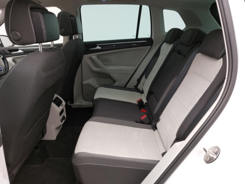 Volkswagen Tiguan 2.0 Tdi Elegance Dsg PF21ZTB White #6