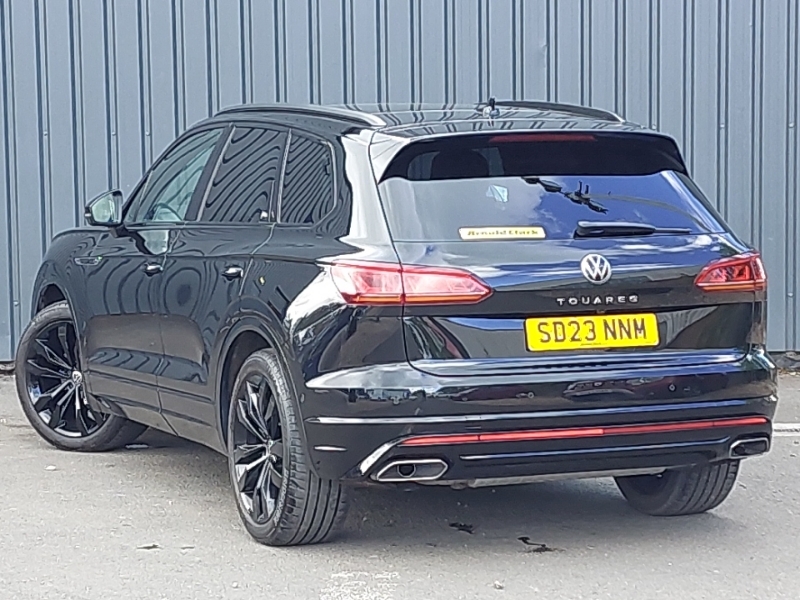 Volkswagen Touareg 3.0 V6 Tdi 4Motion 231 Black Edition Tip SD23NNM Black #2