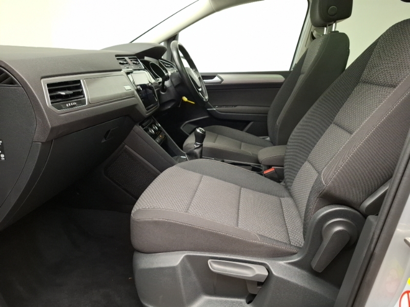 Volkswagen Touran 1.6 Tdi 115 Se Family Silver #5