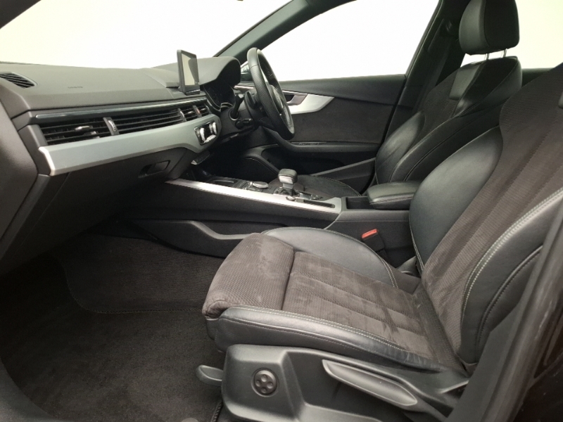Audi A4 35 Tdi S Line S Tronic NH19FUU Black #5