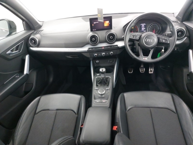 Audi Q2 30 Tdi S Line MJ70XUN Black #3