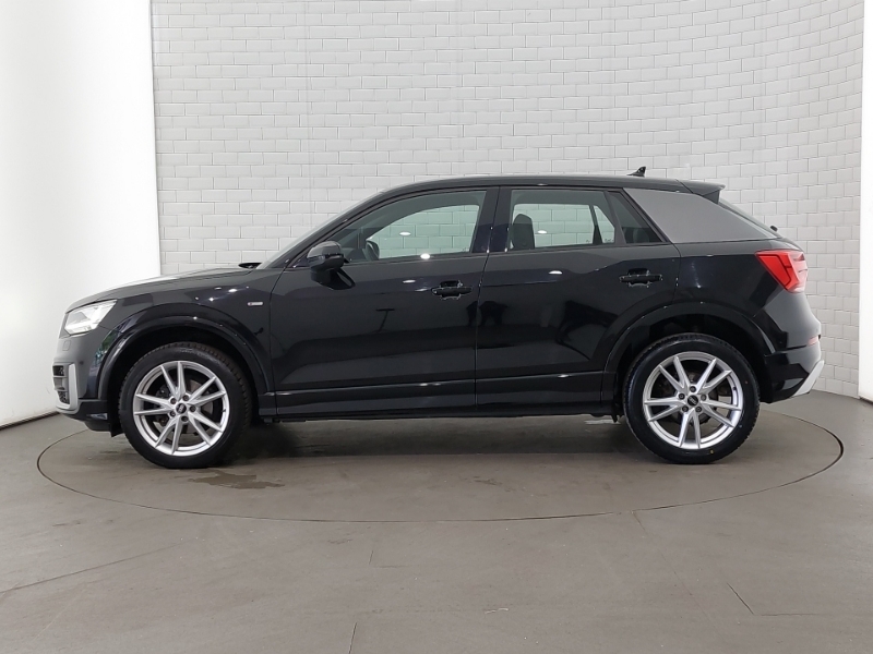 Audi Q2 30 Tdi S Line MJ70XUN Black #4