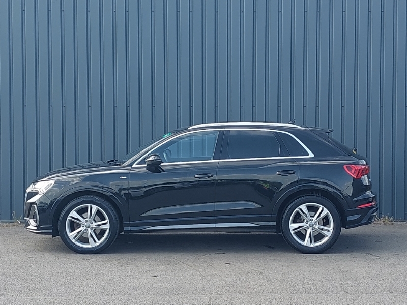 Audi Q3 35 Tfsi S Line SP69UEV Black #4