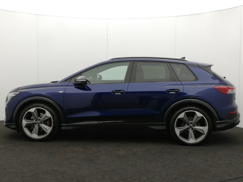 Audi Q4 E Tron 220Kw 50 Quattro 82Kwh Black Edition BJ73CEX Blue #4