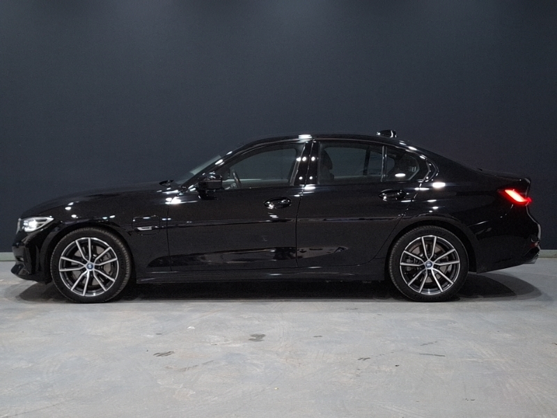 BMW 3 Series 330E Sport Pro Step LC22XDW Black #4