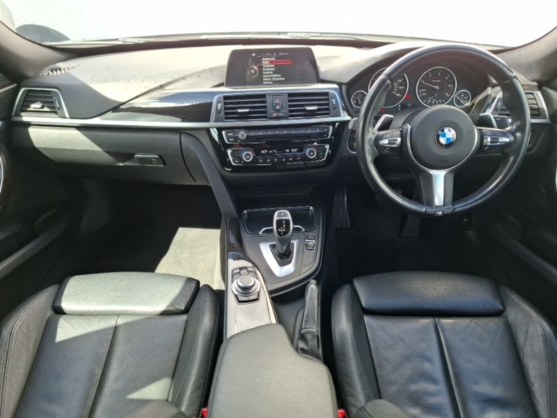 BMW 3 Series 320D Sport Step YA17VVN Black #3