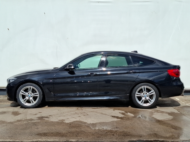 BMW 3 Series 320D Sport Step YA17VVN Black #4