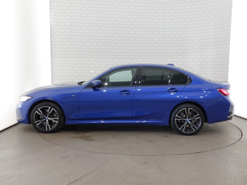 BMW 3 Series 330E M Sport Step CV24OFS Blue #4
