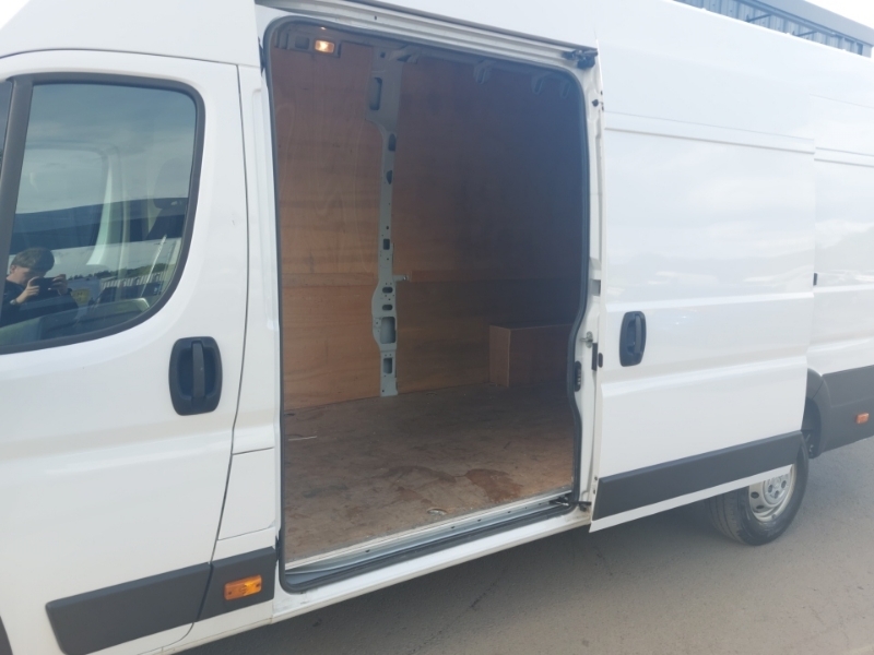 Citroen Relay 2.2 Bluehdi H3 Van 140Ps Enterprise Edition SO23TWV White #6