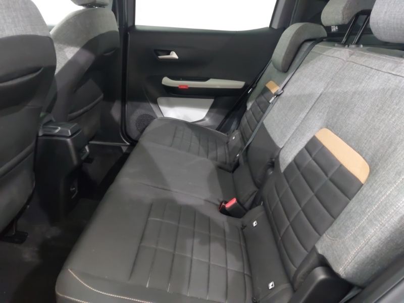 Citroen C3 Aircross 1.2 Hybrid 136 Plus E-dcs6 7 Seat YM75JRZ Grey #6