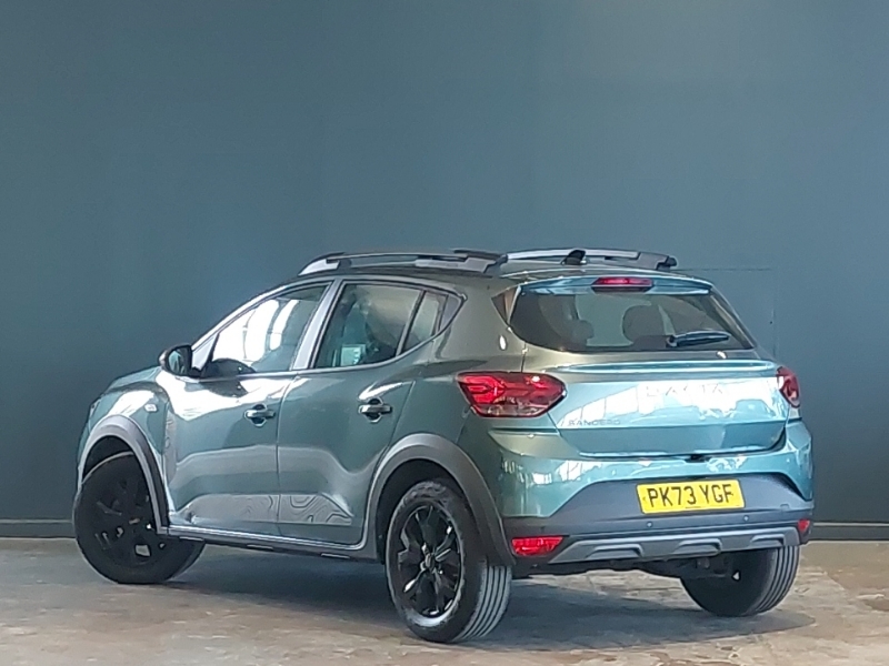 Dacia Sandero Stepway 1.0 Tce Bi-fuel Extreme PK73YGF Green #2