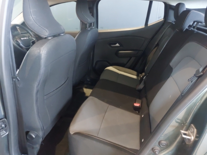 Dacia Sandero Stepway 1.0 Tce Bi-fuel Extreme PK73YGF Green #6