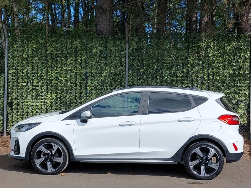 Ford Fiesta 1.0 Ecoboost Hybrid Mhev 125 Active PY23SXX White #4