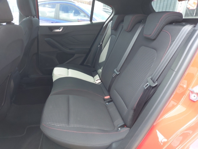 Ford Focus 1.0 Ecoboost 125 St-line ST55TEG Red #6