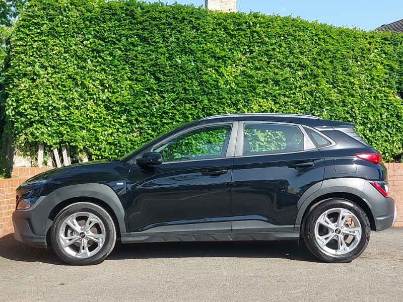 Hyundai Kona 1.0 Tgdi 48V Mhev Se Connect PY23AFV Black #4