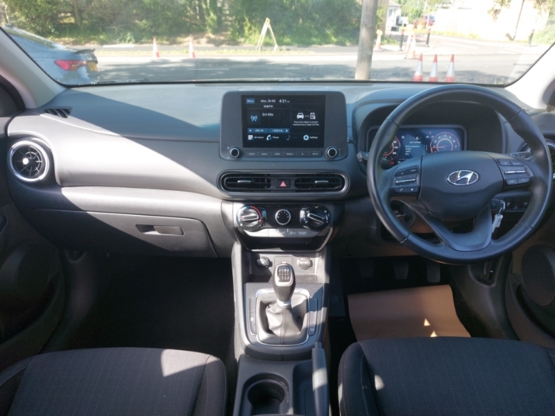 Hyundai Kona 1.0 Tgdi 48V Mhev Se Connect PY23AFV Black #3