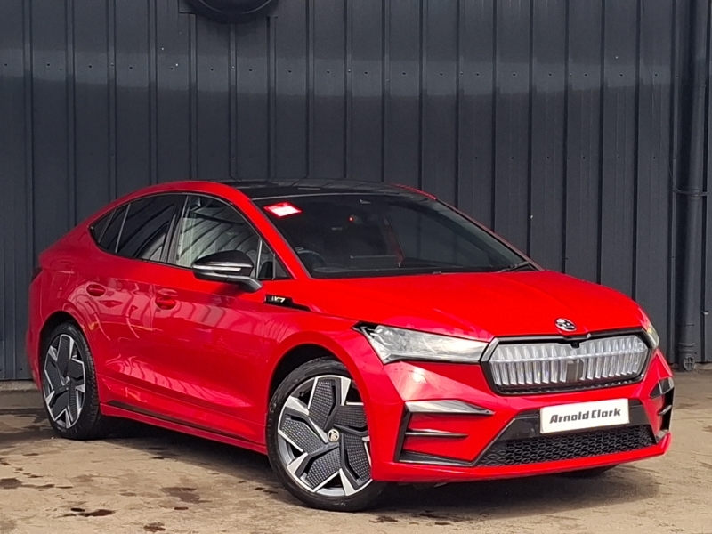 Skoda ENYAQ 220Kw Vrs 82Kwh 4X4 Red