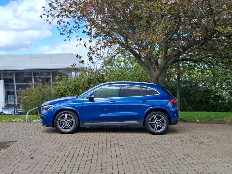 Mercedes-Benz GLA Class Gla 200 Amg Line Executive KO24HNX Blue #4