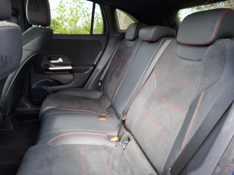 Mercedes-Benz GLA Class Gla 200 Amg Line Executive KO24HNX Blue #6