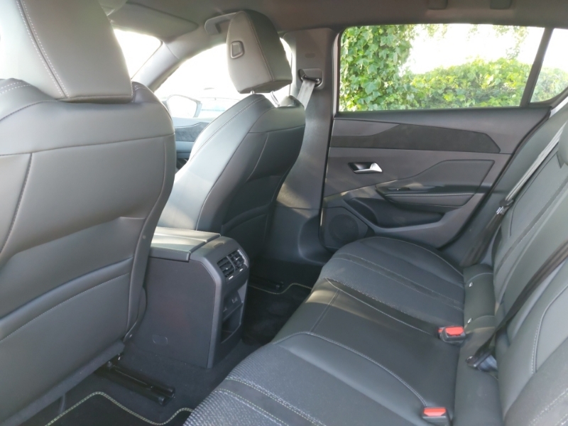 Peugeot 308 1.2 Hybrid 136 Gt E-dsc6 KS25MXX White #6