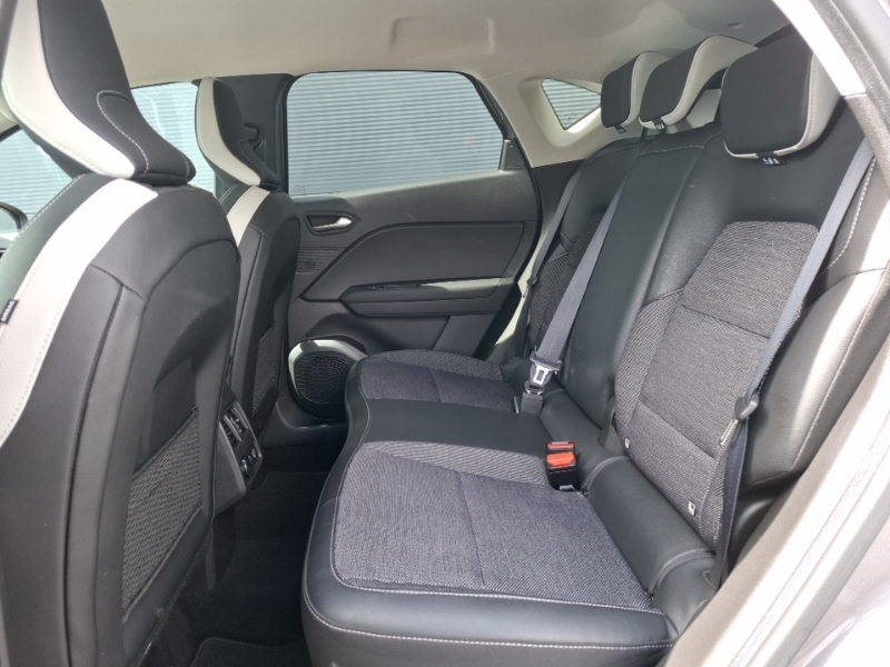 Renault Captur 1.6 E-tech Full Hybrid 145 Techno BYZ9849 Grey #6