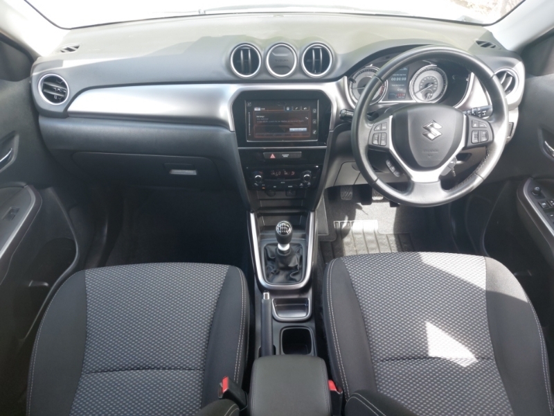 Suzuki Vitara 1.4 Boosterjet 48V Hybrid Sz-t OU72VZV White #3