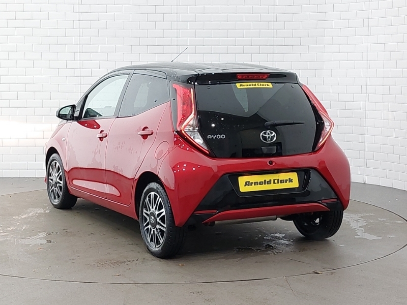 Toyota Aygo 1.0 Vvt-i X-clusiv X-shift YP70DZZ Red #2