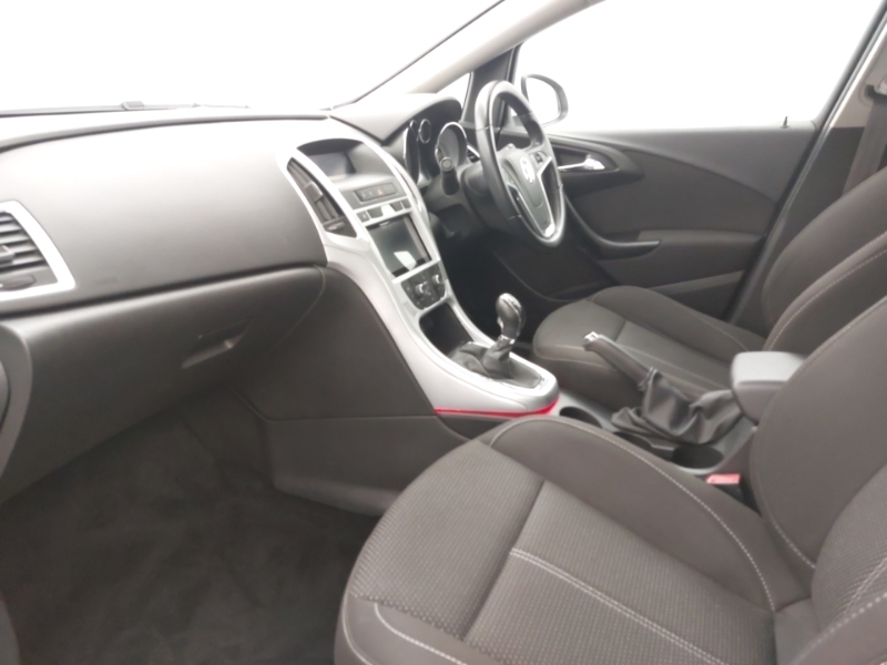 Vauxhall Astra 1.6I 16V Sri White #5