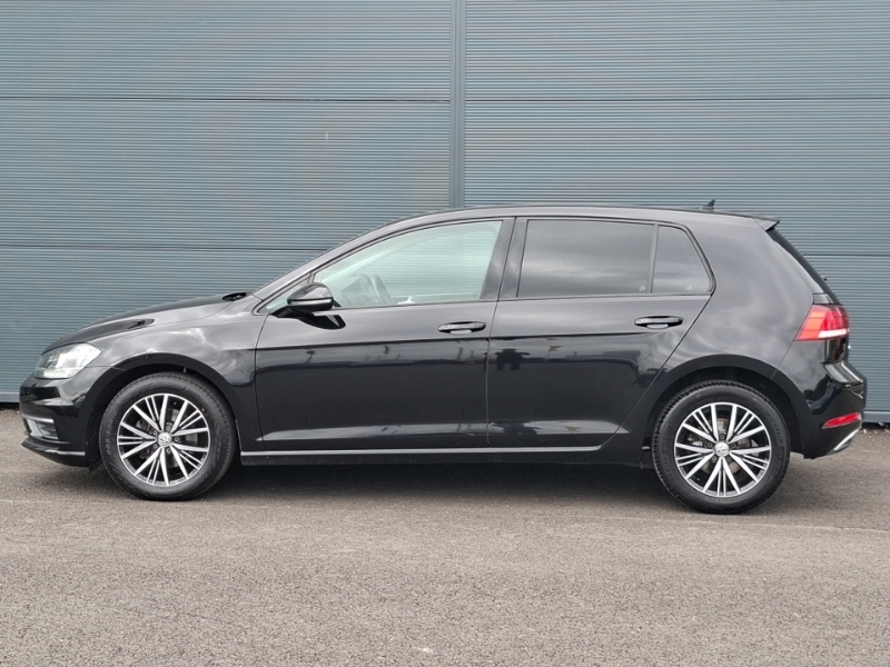 Volkswagen Golf 2.0 Tdi Se Nav SB67WHM Black #4