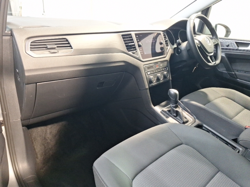 Volkswagen Golf SV 1.5 Tsi Evo 150 Match Edition Dsg Silver #5