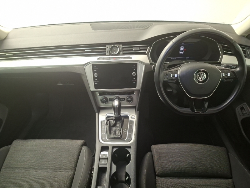 Volkswagen Passat 1.5 Tsi Evo 150 Se Business Dsg White #3