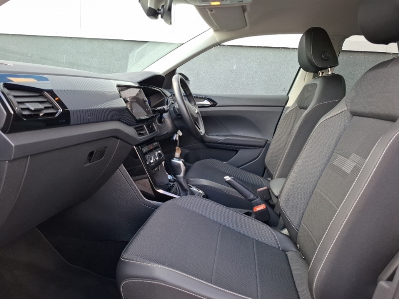 Volkswagen T-Cross 1.0 Tsi 110 Black Edition Dsg YE73EHD Silver #5